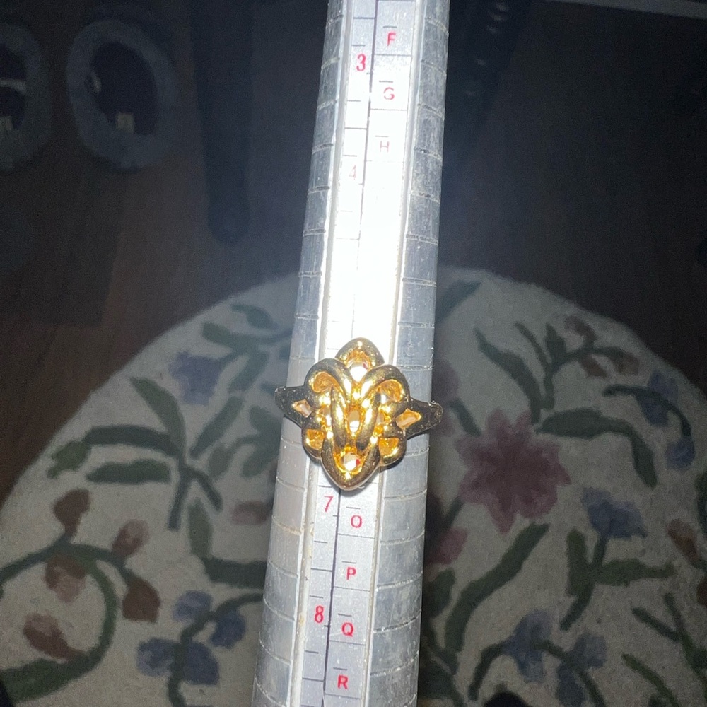 Pretty Ring - image 1